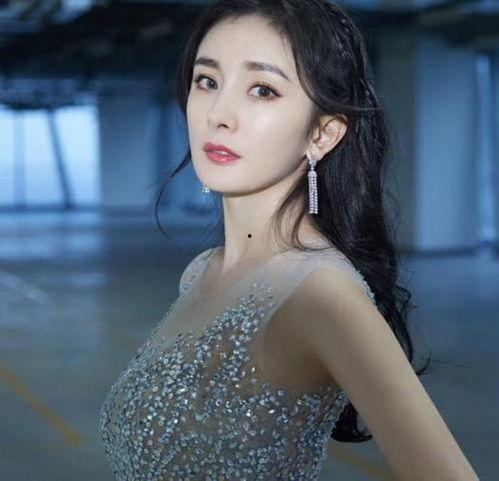 爆料娱乐圈女神,揭秘女神背后的故事与真相  第2张